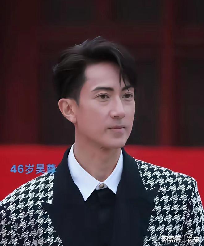 臃肿柯淳又矮又挫冰冰和蔡明傻傻分不清AG旗舰厅ios版无滤镜后章子怡发福(图10)