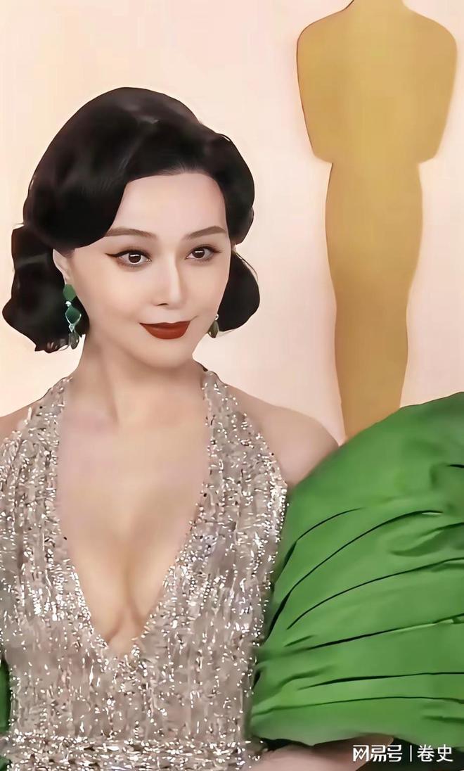 臃肿柯淳又矮又挫冰冰和蔡明傻傻分不清AG旗舰厅ios版无滤镜后章子怡发福(图9)