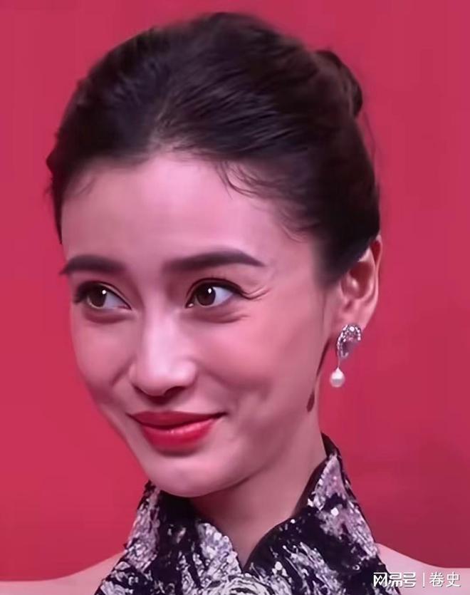 臃肿柯淳又矮又挫冰冰和蔡明傻傻分不清AG旗舰厅ios版无滤镜后章子怡发福(图3)