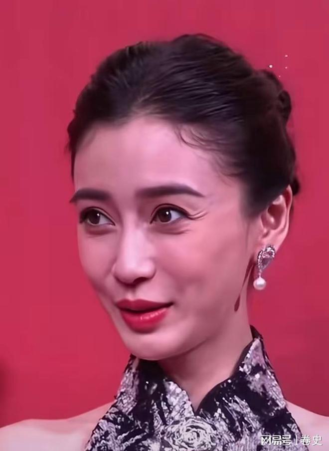 臃肿柯淳又矮又挫冰冰和蔡明傻傻分不清AG旗舰厅ios版无滤镜后章子怡发福(图17)